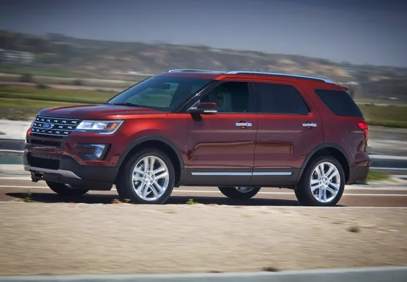 2017 FORD EXPLORER DIFETTI