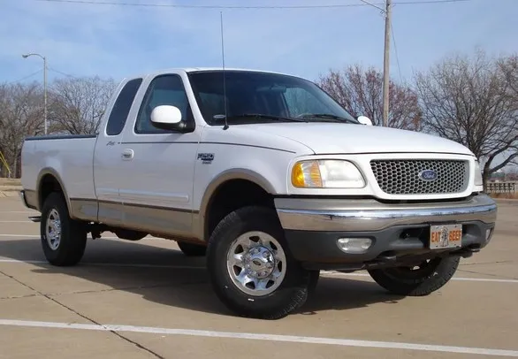 2002 FORD F-350 DIFETTI