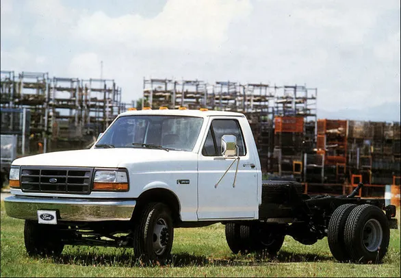 1997 FORD F-550 SUPER DUTY DIFETTI