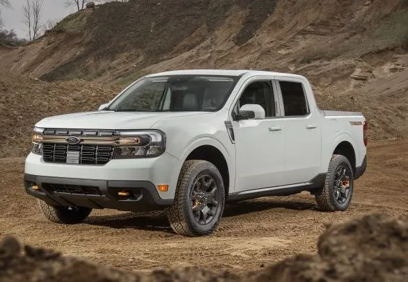 2023 FORD MAVERICK DIFETTI